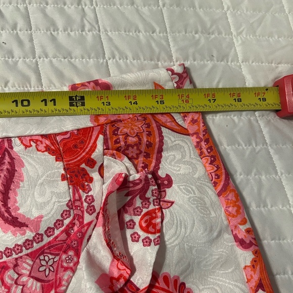NWOT Two-Piece Ruffle Crop Top & Mini Skirt Set – Pink Paisley Print Size L - Picture 11 of 12